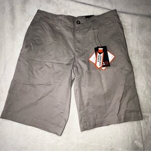 5.11 Tactical Men's Flat Front Shorts in Light Tan size 28